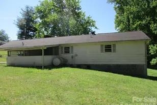 225 Davis Rd, Crumpler, NC 28617 - Photo 40