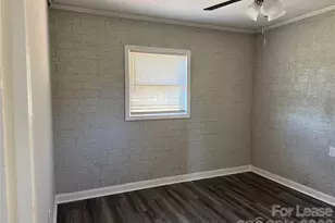 568 Mason St, Lincolnton, NC 28092 - Photo 10