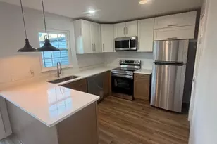 7539 Holly Grove Ct, Charlotte, NC 28227 - Photo 4