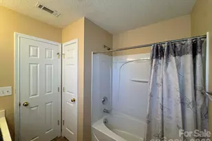 16875 Greenlawn Hills Ct, Charlotte, NC 28213 - Photo 16