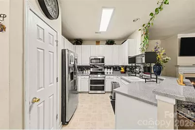5767 Bent Creek Circle, Charlotte, NC 28227 - Photo 12
