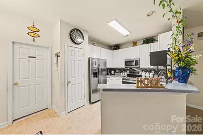 5767 Bent Creek Circle, Charlotte, NC 28227 - Photo 10