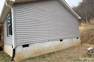 4958 Grapevine Rd, Marshall, NC 28753 - Photo 12