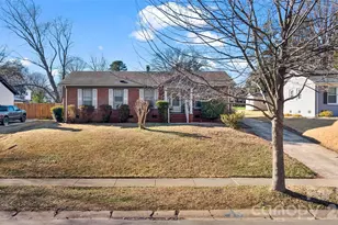 3535 Driftwood Dr, Charlotte, NC 28205 - Photo 1