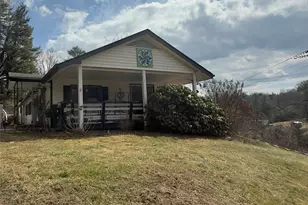 190 Benfield Rd, Crossnore, NC 28616 - Photo 34