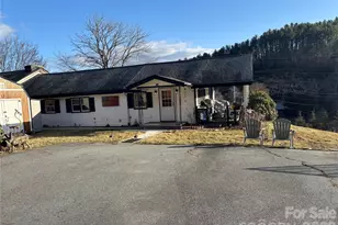 190 Benfield Rd, Crossnore, NC 28657 - Photo 26