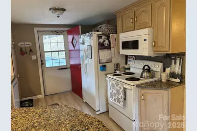 190 Benfield Road, Crossnore, NC 28657 - Photo 6