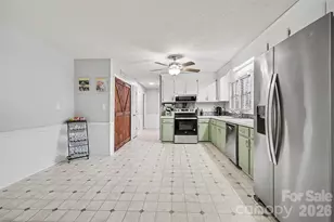 1008 Edgewood Rd, Bessemer City, NC 28016 - Photo 14