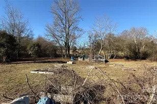 137 Bellvue St, Forest City, NC 28043 - Photo 6