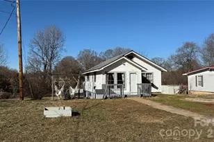 137 Bellvue St, Forest City, NC 28043 - Photo 2