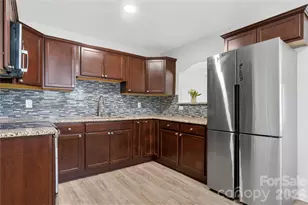 19417 Center St, Cornelius, NC 28031 - Photo 10