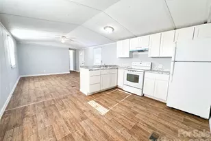 7555 Palm Tree Dr, Vale, NC 28168 - Photo 4