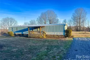 7555 Palm Tree Dr, Vale, NC 28168 - Photo 12