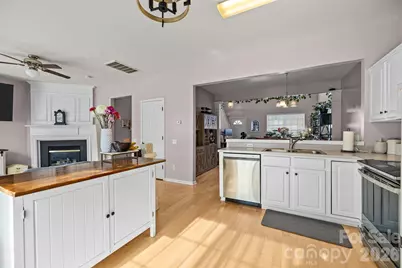 8216 Gossomer Bay Drive, Charlotte, NC 28270 - Photo 10