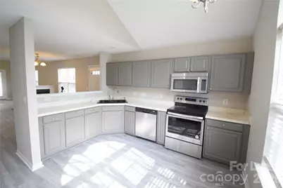 8616 Robinson Forest Drive, Charlotte, NC 28277 - Photo 4