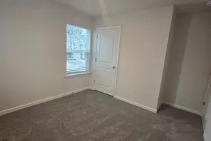 4101 Lurelin Ln, Charlotte, NC 28262 - Photo 6