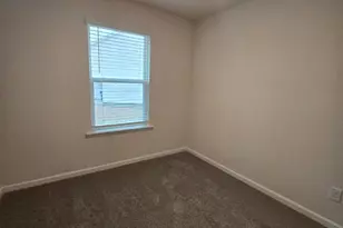 4101 Lurelin Ln, Charlotte, NC 28262 - Photo 18