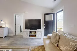 620 13th St SW, Hickory, NC 28602 - Photo 4