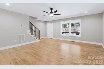 332 Bowditch Street #D, Burnsville, NC 28714 - Photo 6