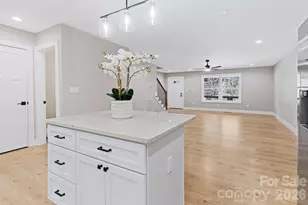 332 Bowditch St, Burnsville, NC 28714 - Photo 14