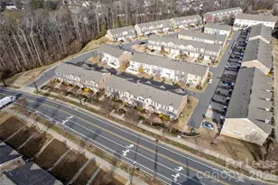 10439 Benfield Rd, Charlotte, NC 28269 - Photo 12