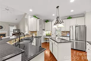 13334 Broadwell Ct, Huntersville, NC 28078 - Photo 16