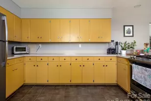 317 Allison Rd, Brevard, NC 28712 - Photo 10