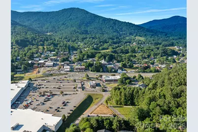 100 Red Twig Lane #103, Burnsville, NC 28714 - Photo 32