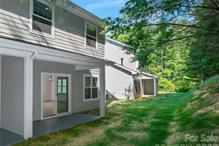 100 Red Twig Ln, Burnsville, NC 28714 - Photo 16