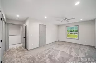 100 Red Twig Ln, Burnsville, NC 28704 - Photo 18