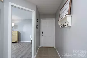 18861 Vineyard Point Ln, Cornelius, NC 28031 - Photo 16