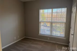 14638 Via Sorrento Dr, Charlotte, NC 28277 - Photo 10