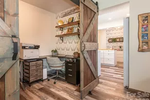 8340 Meadow Lakes Dr, Charlotte, NC 28210 - Photo 6