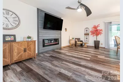 8340 Meadow Lakes Drive #8340, Charlotte, NC 28210 - Photo 2