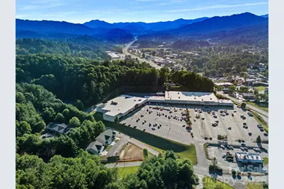 100 Red Twig Lane #Unit 101, Burnsville, NC 28704 - Photo 36