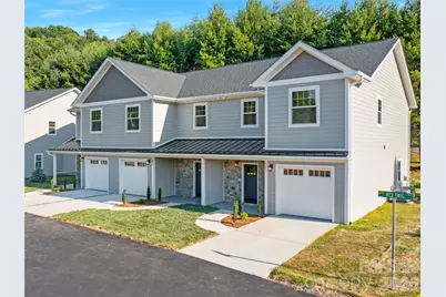 100 Red Twig Lane #Unit 101, Burnsville, NC 28704 - Photo 2