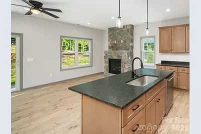 100 Red Twig Lane #Unit 101, Burnsville, NC 28704 - Photo 10
