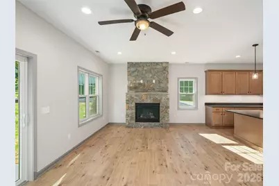 100 Red Twig Lane #Unit 101, Burnsville, NC 28704 - Photo 14