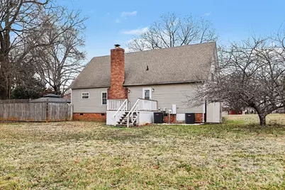 2166 Statesville Highway, Mooresville, NC 28115 - Photo 14