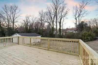 6713 Somersworth Drive, Charlotte, NC 28215 - Photo 22