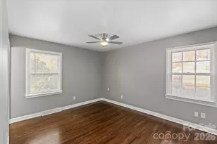 6713 Somersworth Dr, Charlotte, NC 28215 - Photo 16