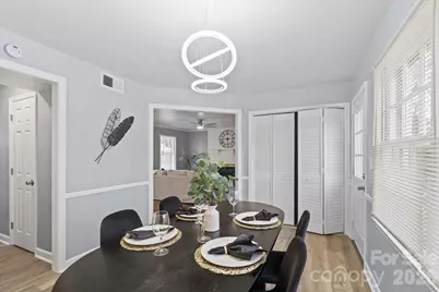 6713 Somersworth Drive, Charlotte, NC 28215 - Photo 12