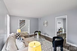 6713 Somersworth Dr, Charlotte, NC 28215 - Photo 6