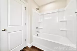 452 Dawn Cir, Charlotte, NC 28213 - Photo 20