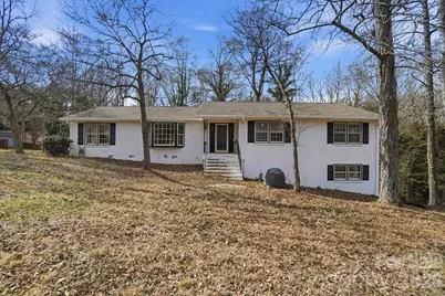 6803 Pencade Lane, Charlotte, NC 28215 - Photo 2