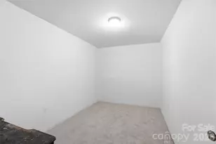 6803 Pencade Ln, Charlotte, NC 28215 - Photo 26