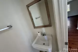 9432 Lexington Cir, Charlotte, NC 28213 - Photo 14