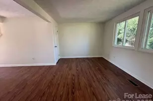 9432 Lexington Cir, Charlotte, NC 28213 - Photo 8