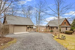 560 Falcon Ridge Dr, West Jefferson, NC 28694 - Photo 2