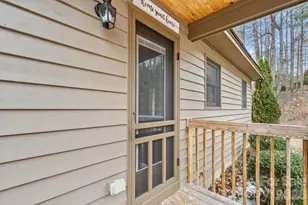560 Falcon Ridge Dr, West Jefferson, NC 28694 - Photo 10